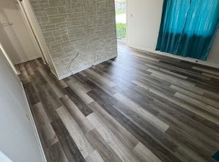 28701 Rosemont St, Roseville, MI 48066