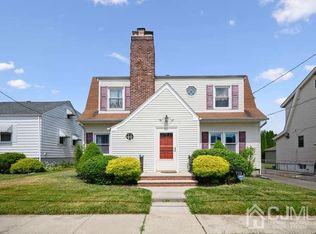 713 Lee Ave, North Brunswick, NJ 08902