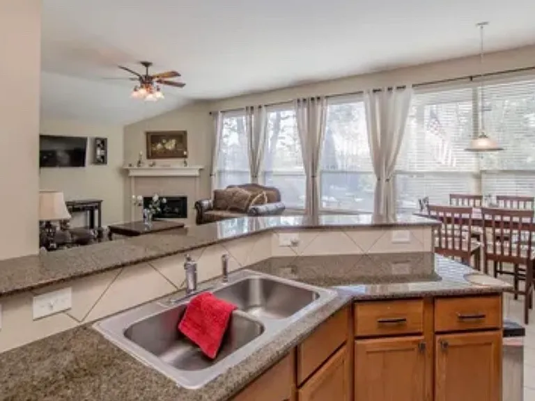 2022 Eden Dr — Photo 3