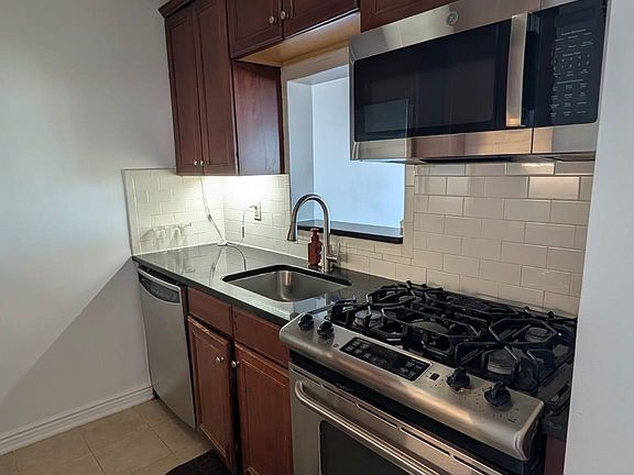 4th image of 500 Central Ave APT 1504