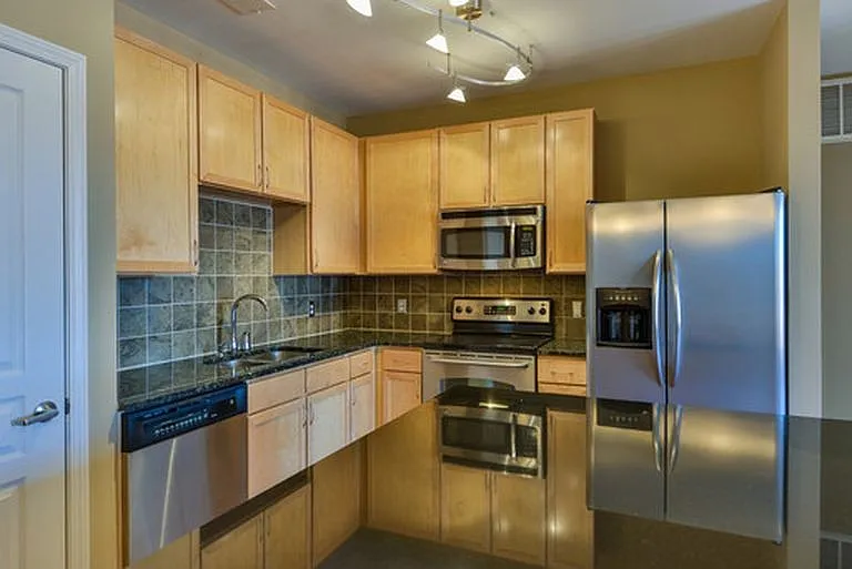 3000 Vanderbilt Pl #443 — Photo 21