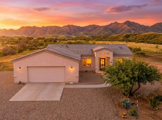 28 San Gabriel Dr, Nogales, AZ 85621