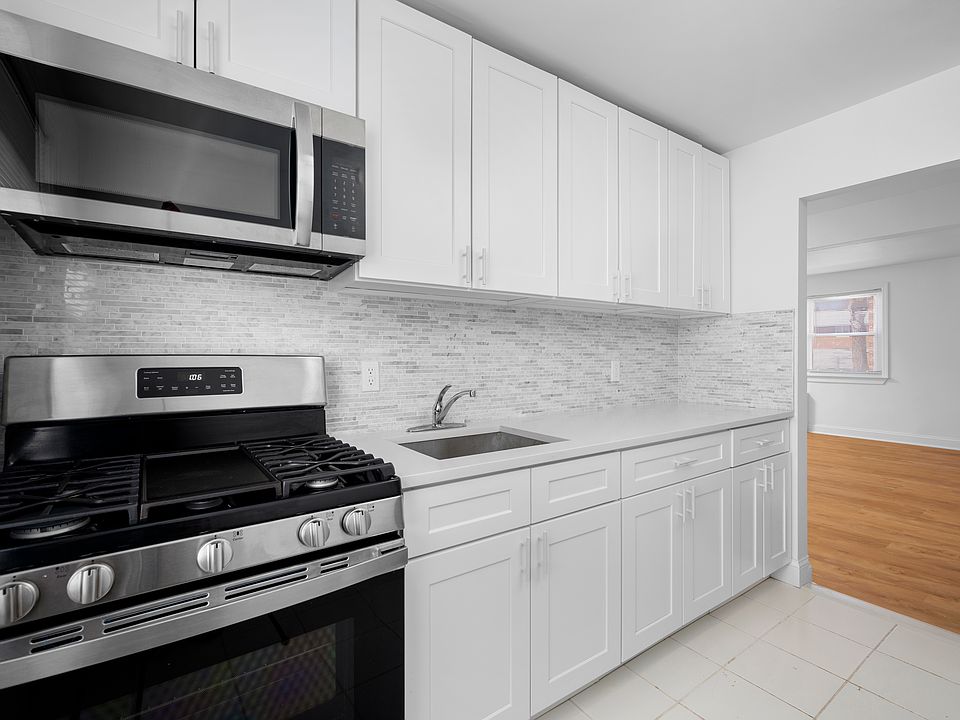 1st image of 90 Beaumont Cir #41