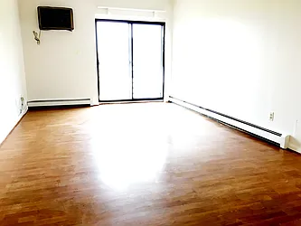 Rented by NY Space Finders Inc.