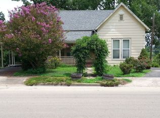 139 S Hickory St, Dexter, MO 63841