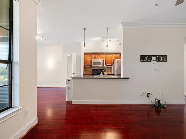 7701 Rialto Blvd #637 — Photo 4