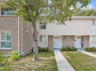 570 Waverly St N #33, Oshawa, ON L1J 5Y3