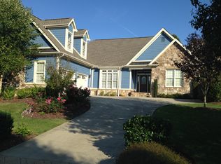1900 Villa Ct, Johnson City, TN 37615