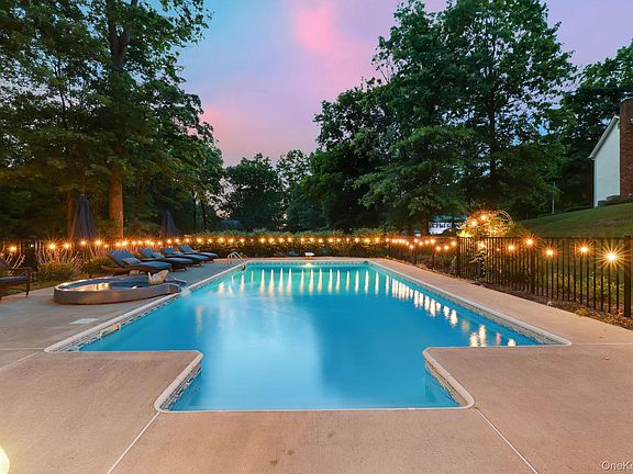 5th image of 14 Wagner Drive