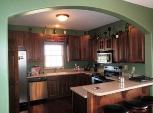 9286 E Kiser Lake Dr, North Webster, IN 46555