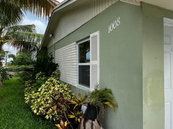 1008 S Seacrest Boulevard, Boynton Beach, FL 33435