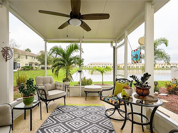 3rd image of 9922 E Villa Cir