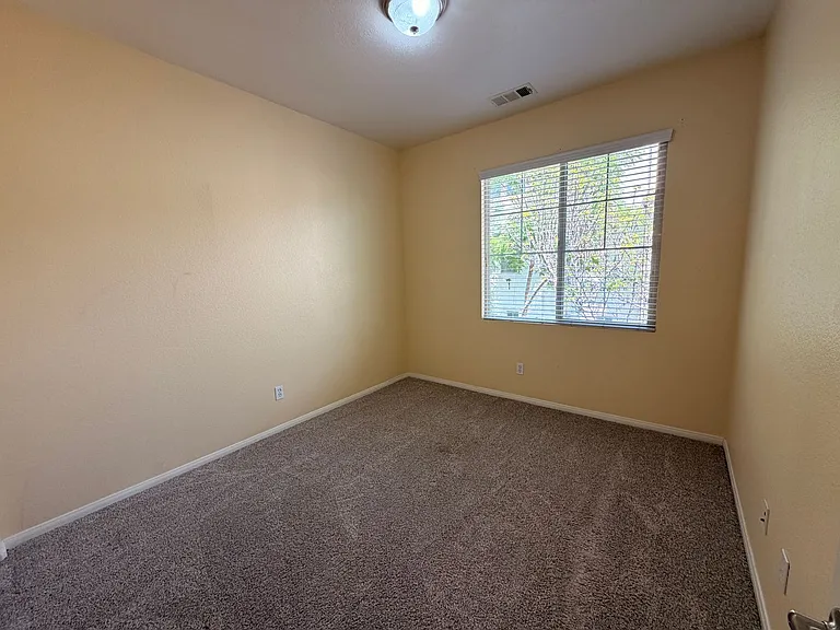 1729 Cripple Creek Dr #4 — Photo 19