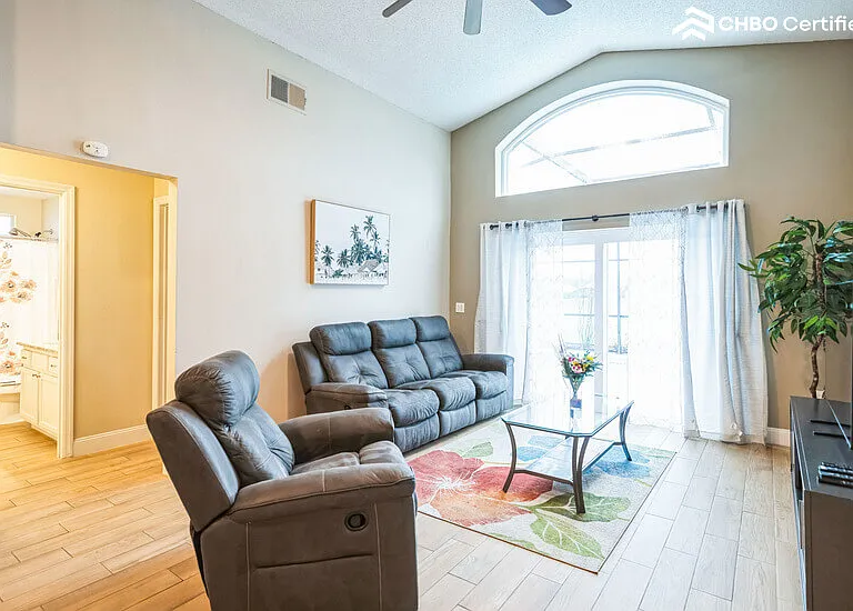 417 Casterton Cir — Photo 9