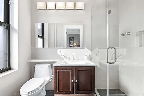 Sold by Compass | media 6