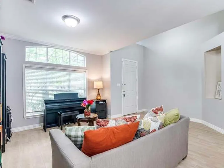 5301 Ridge Run Dr — Photo 2