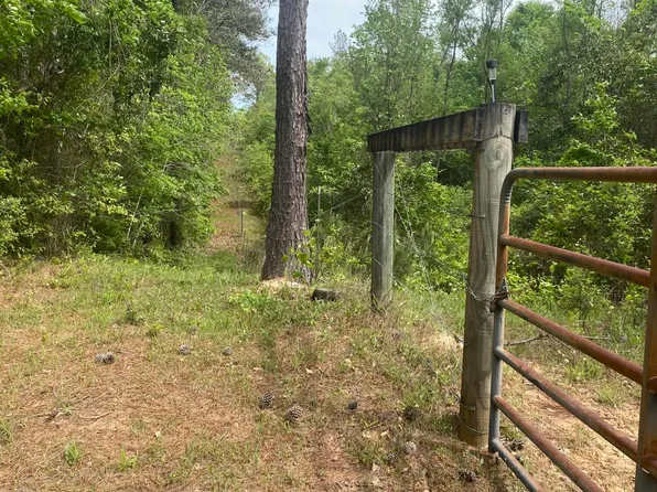 Bryant Ln, Magee, MS 39111
