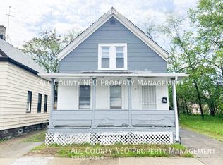 6518 Rogers Ave, Cleveland, OH 44127