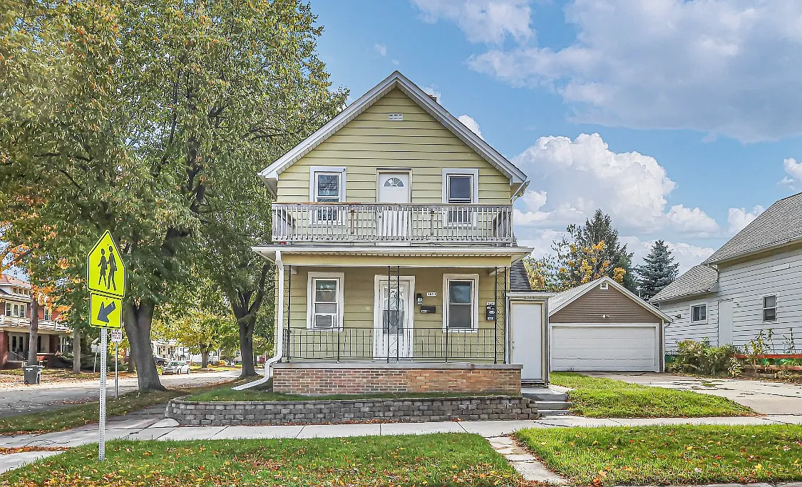 1603 Superior Ave — Photo 4