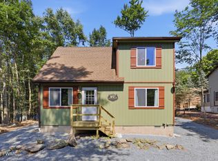 1170 Wallenpaupack Dr, Lake Ariel, PA 18436