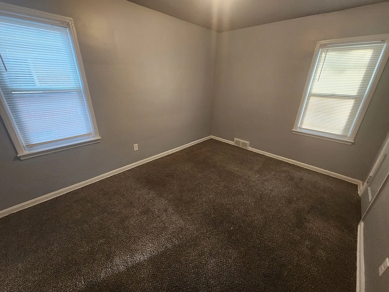 3 bed, 1022 sqft, $1,450 — Photo 4