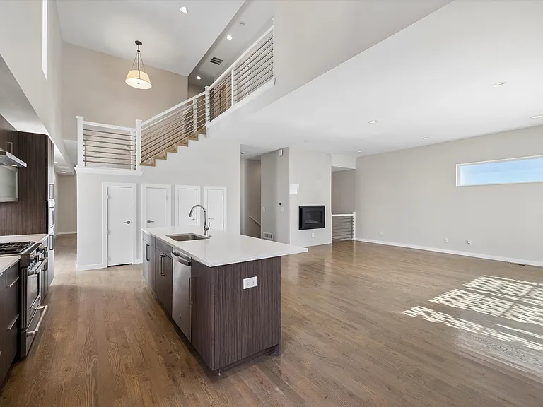 3215 S Dahlia St — Photo 19