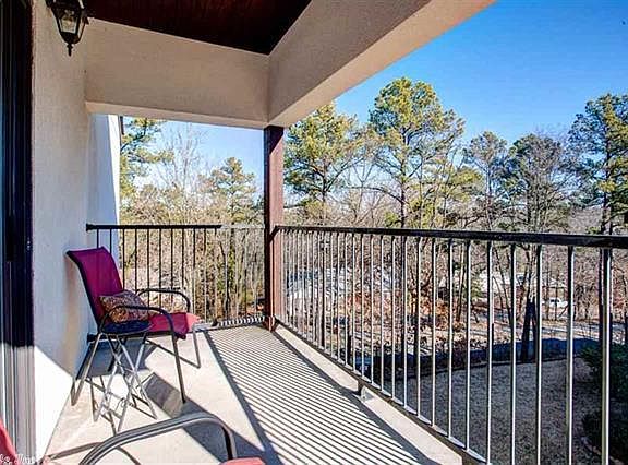 3rd image of 301 Kings Row Dr APT 612