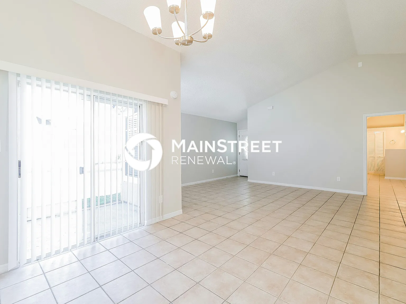 2551 Davenport Cir — Photo 4
