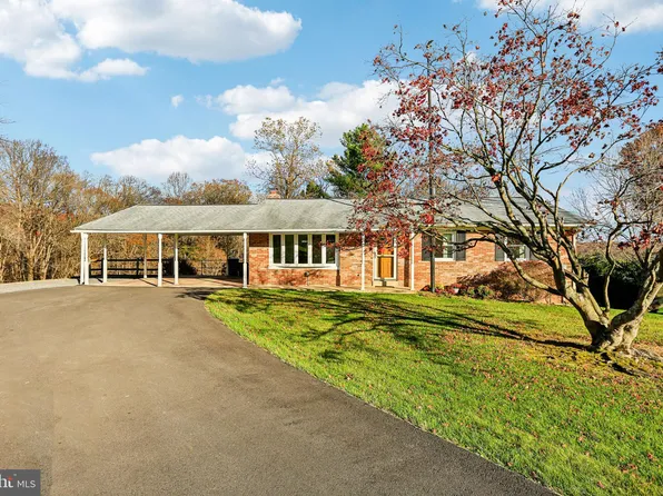 21 Garfield Ct, Gaithersburg, MD 20882