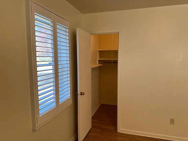 2301 Post Oak Rd — Photo 18