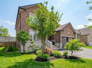 2280 Dandurand Ave, Windsor, ON N9E 4Z7