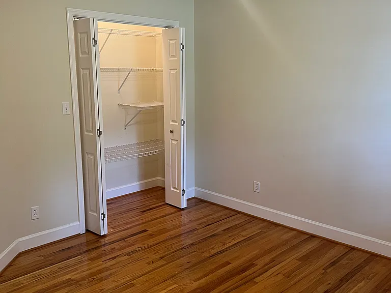 307 Dunedin Dr — Photo 18