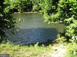 Misty Meadow Ln, Bentonville, VA 22610