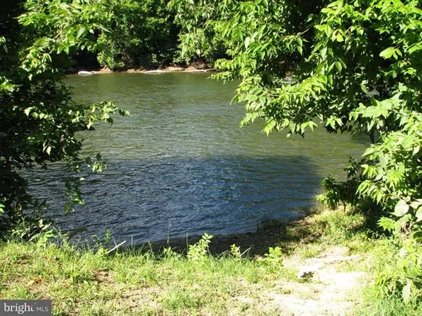 Misty Meadow Ln, Bentonville, VA 22610