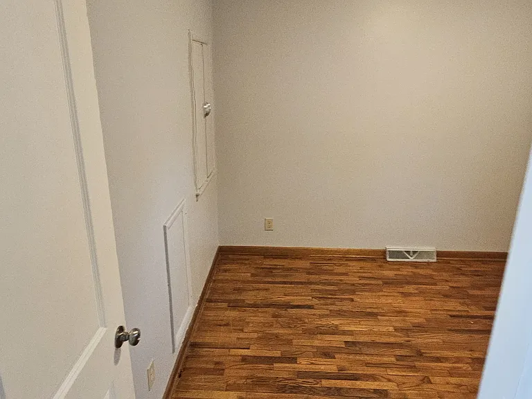 13911 Watkins Rd — Photo 20