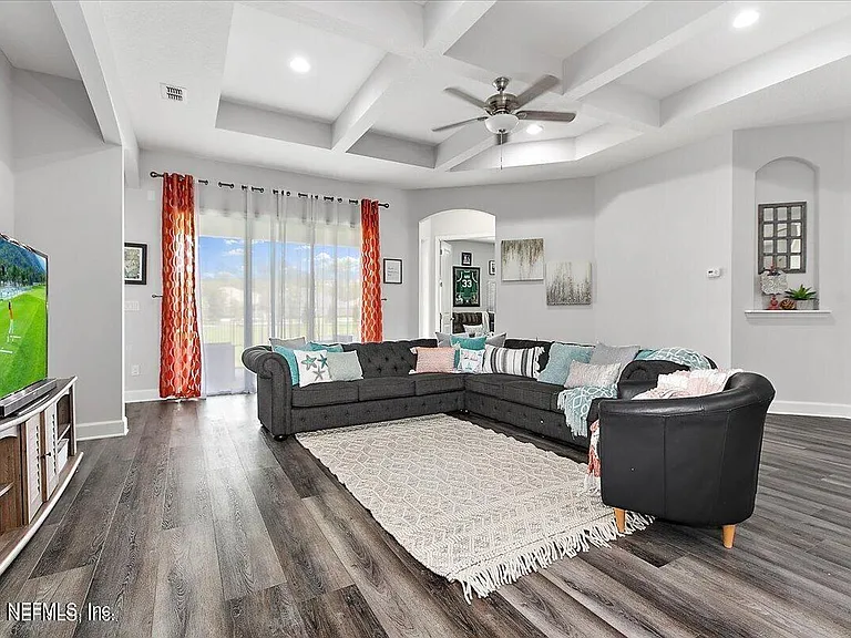 15 King Palm Ct — Photo 3