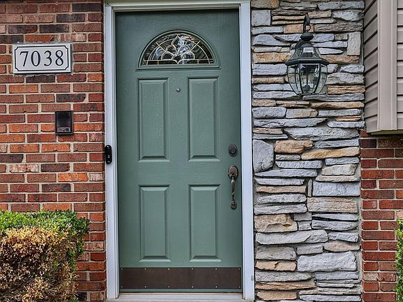 3rd image of 7038 Spruce Hill Cir