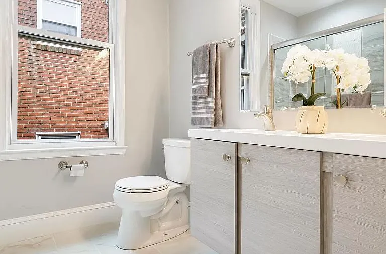 820 7th St NE #1 — Photo 14
