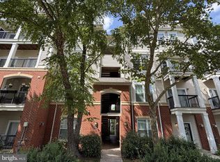 11353 Aristotle Dr #8-305, Fairfax, VA 22030