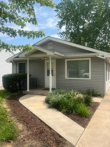208 Independence Ave, Joliet, IL, 60433