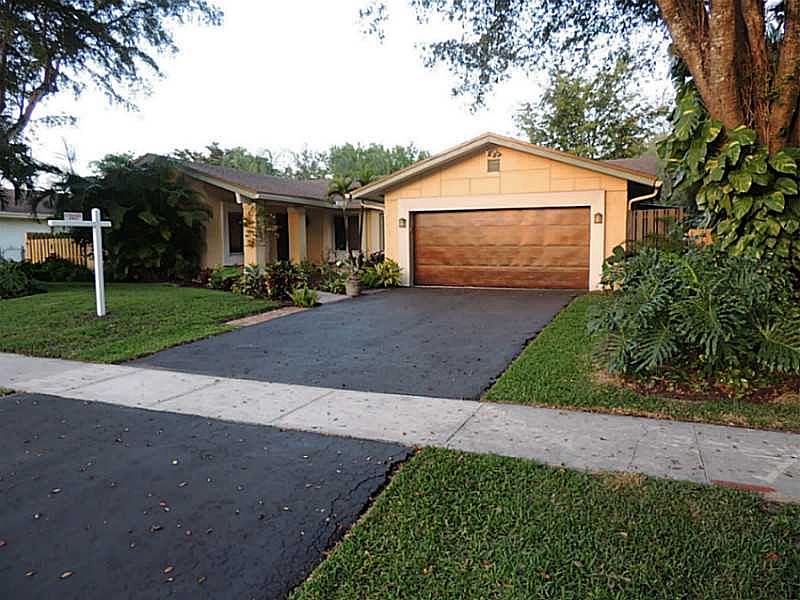 1st image of 1630 NW 94th Ave