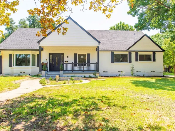 3608 Courtdale Dr, Farmers Branch, TX 75234