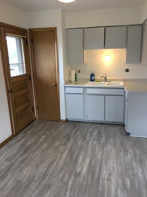 2nd image of 3113 W Iona Ter #3