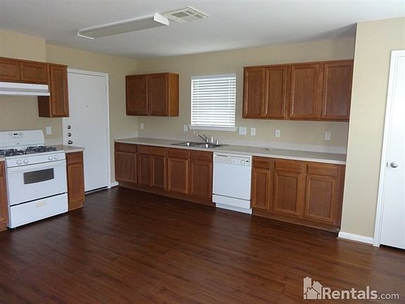 4th image of 7715 Serene Wood Ln