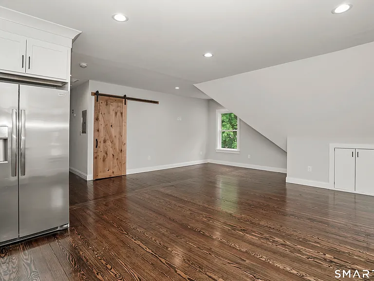 174 Coram Ave #3 — Photo 10