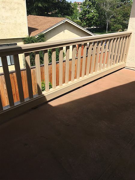 2nd image of 1907 Larchmont Cir