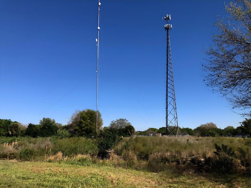 2nd image of 6550 Flaghole Road