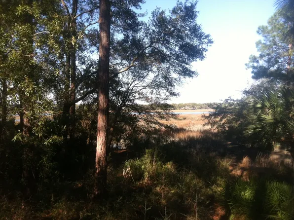 20 Coventry Ln, Hilton Head Island, SC 29928