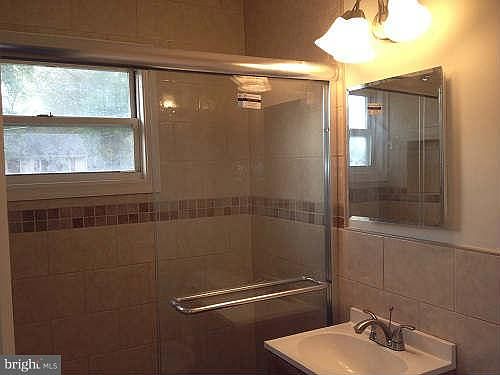 4th image of 3704 Austin Ave