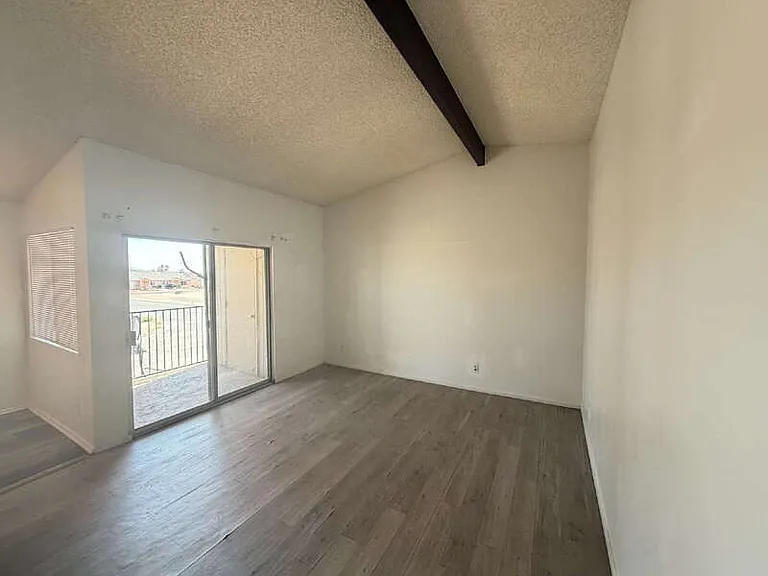 10660 W Concordia Dr #3 — Photo 7